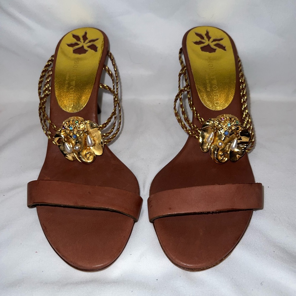 Hollywould elephant embellished heels